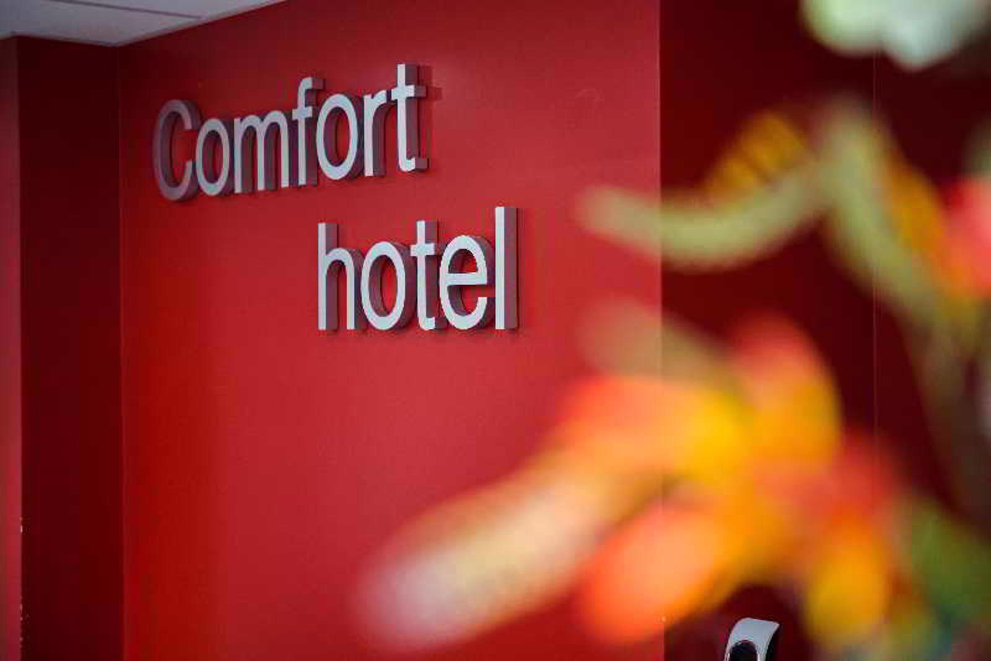 Comfort Hotel Champigny Sur Marne Exterior photo